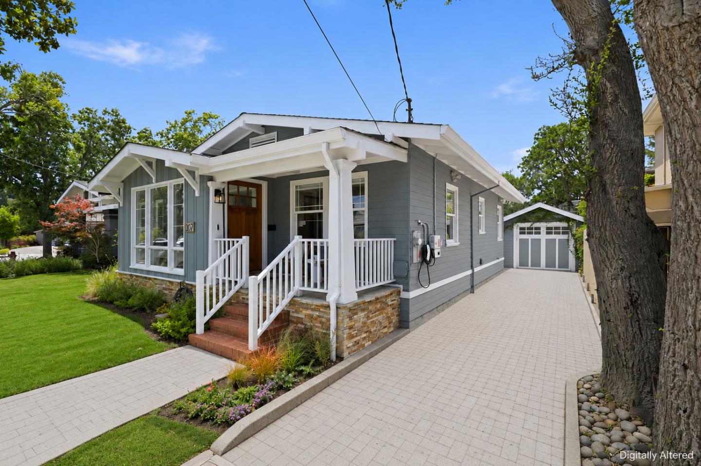 107 Grand Boulevard