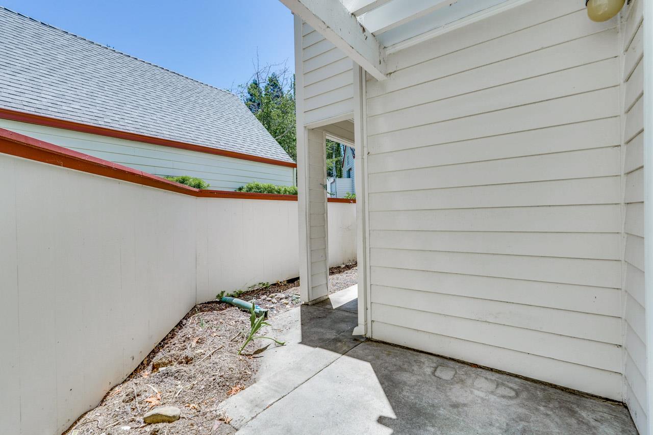 103 Chelsea WAY