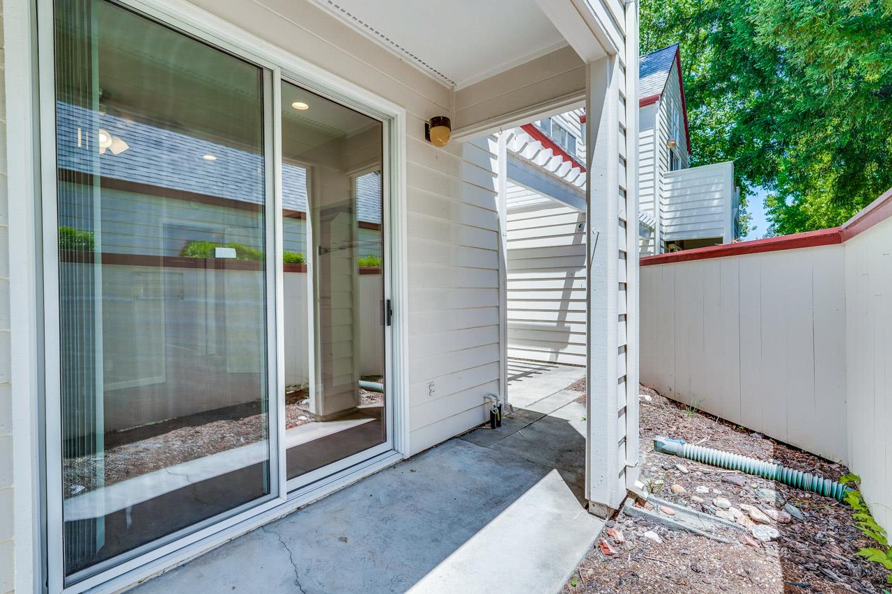 103 Chelsea WAY