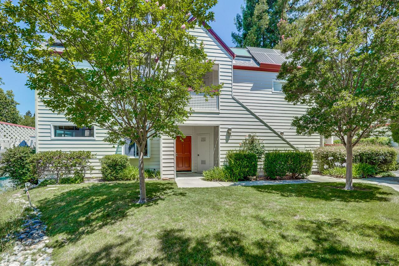 103 Chelsea WAY