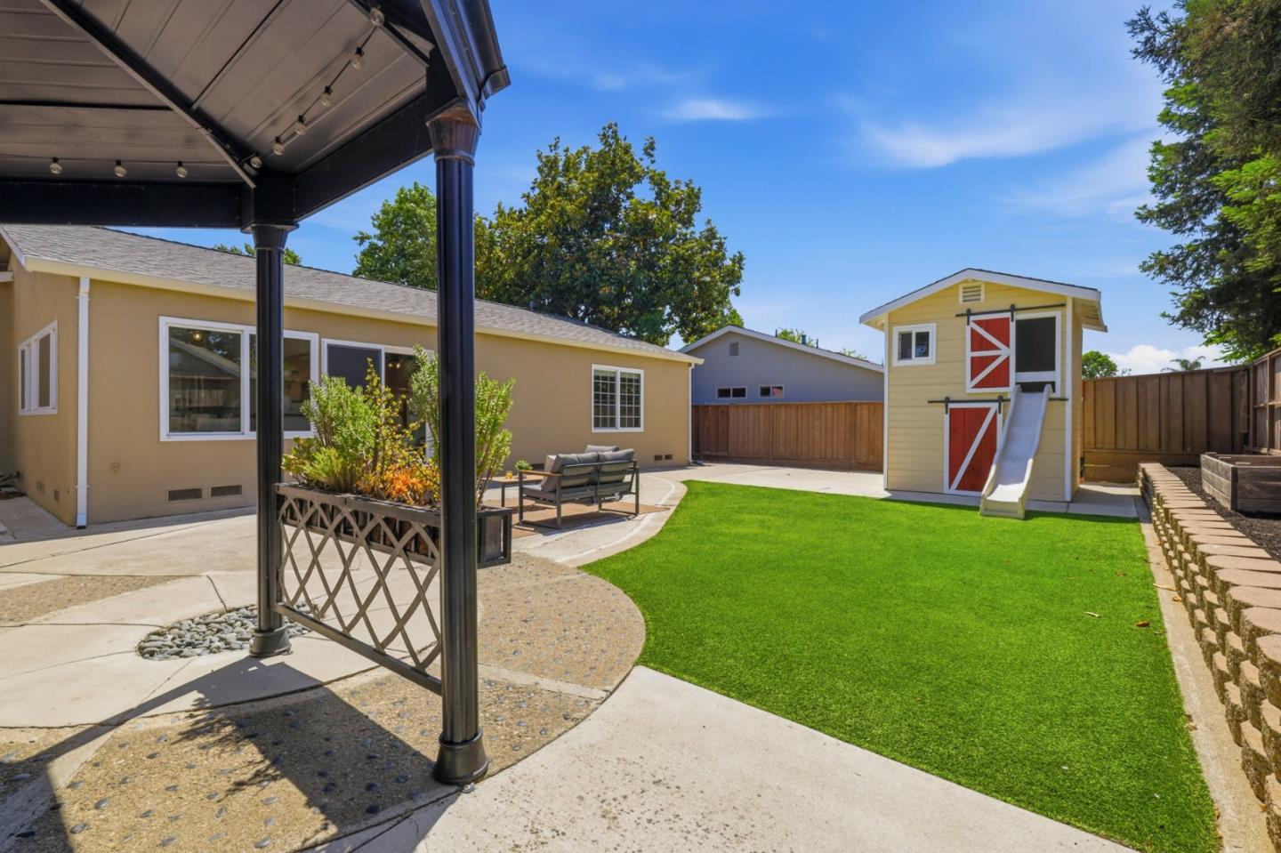 536 Covington Way