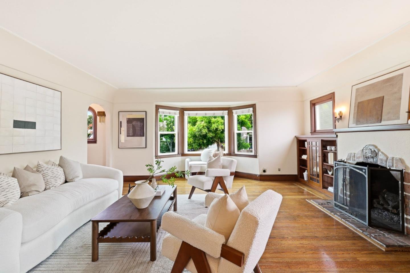 1119 Madison AVE