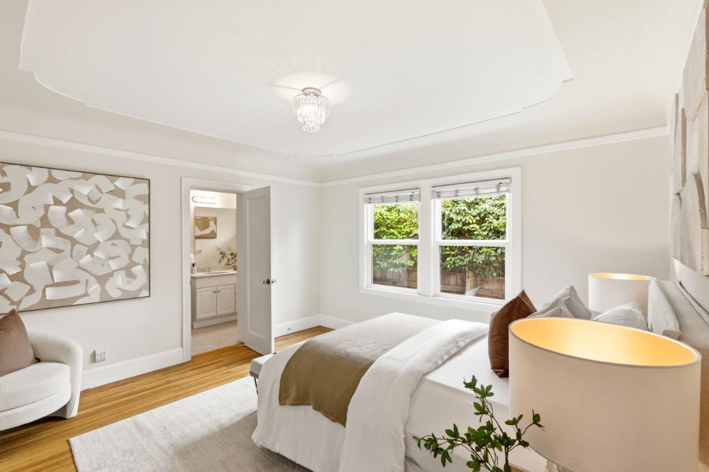 1119 Madison AVE