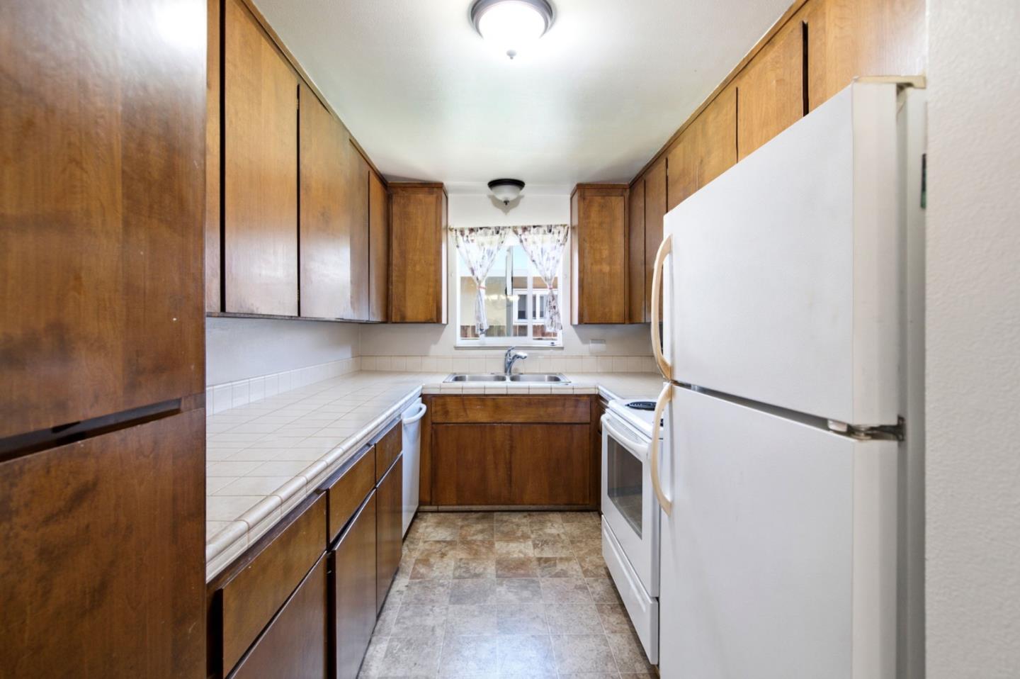 177 Poplar AVE