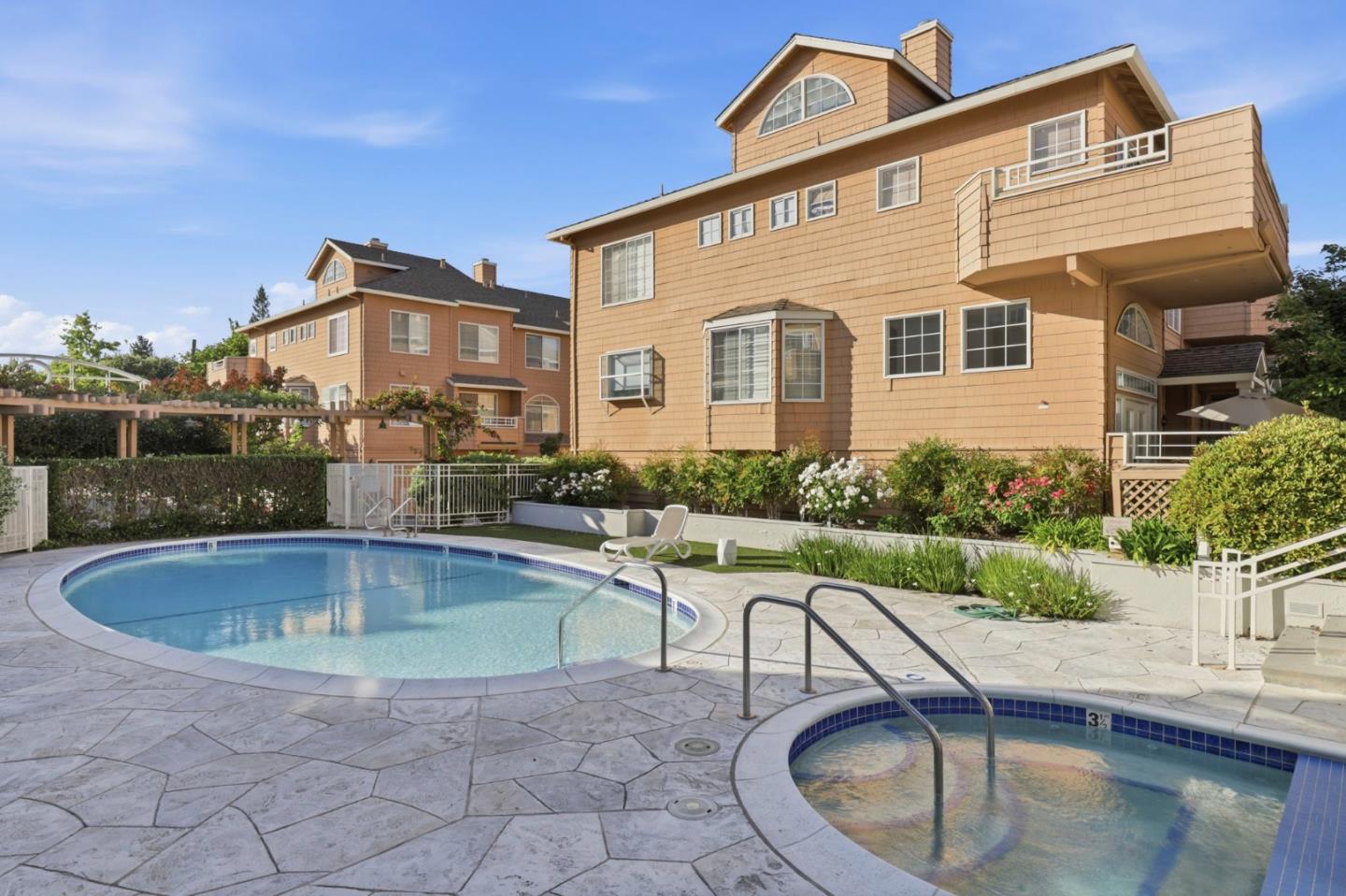 444 San Antonio RD 7B