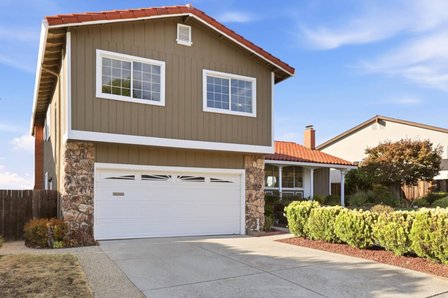 3138 La Mesa DR