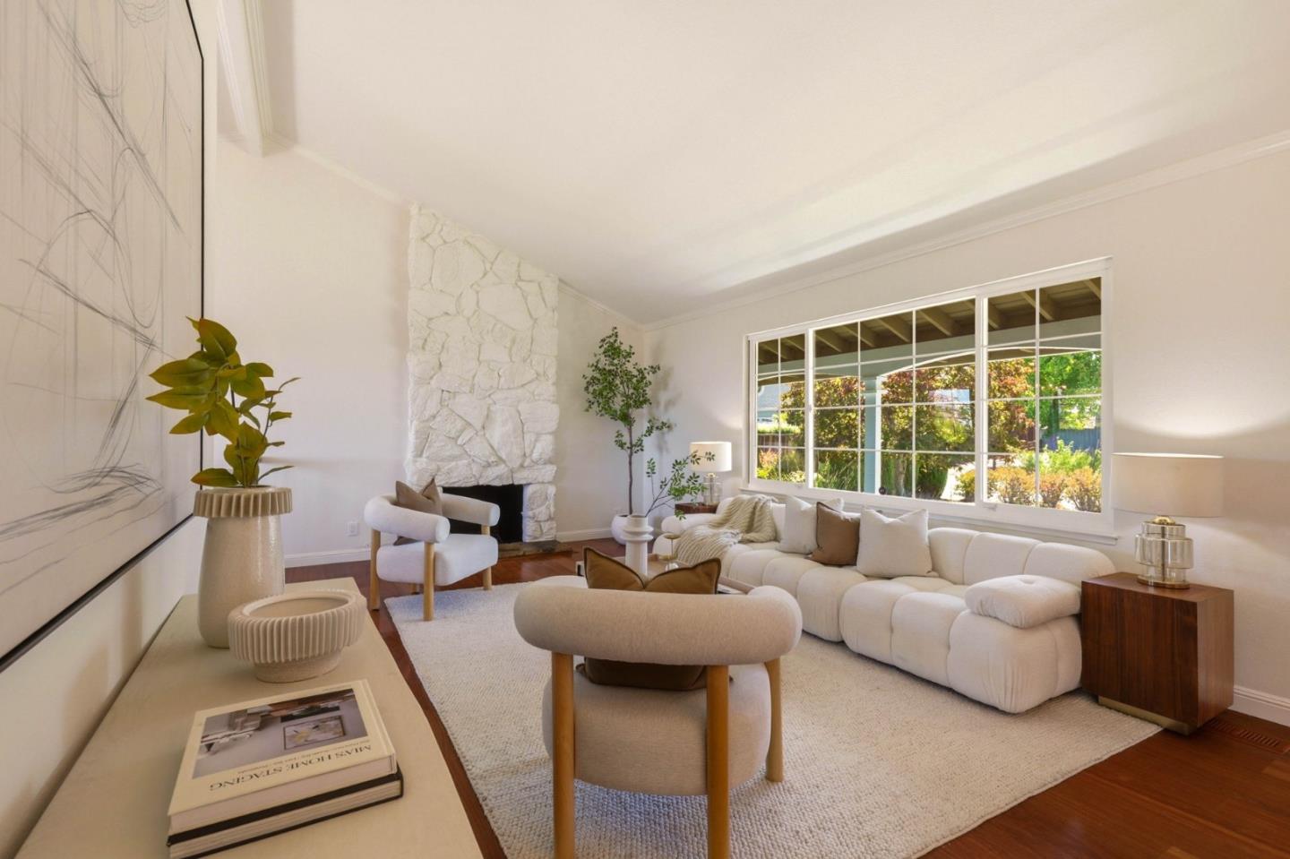 3138 La Mesa DR