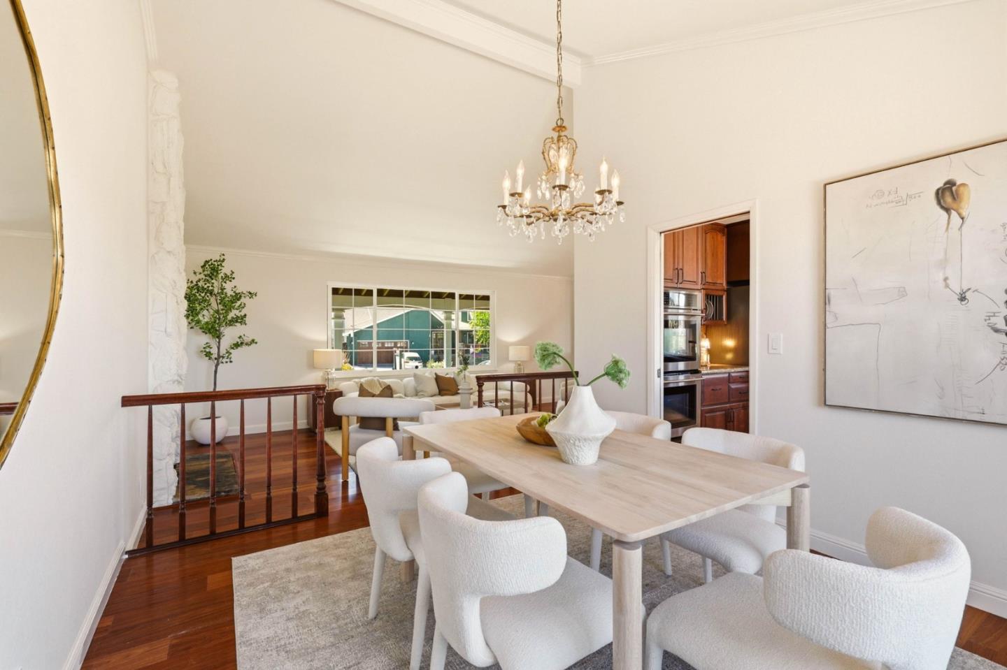 3138 La Mesa DR