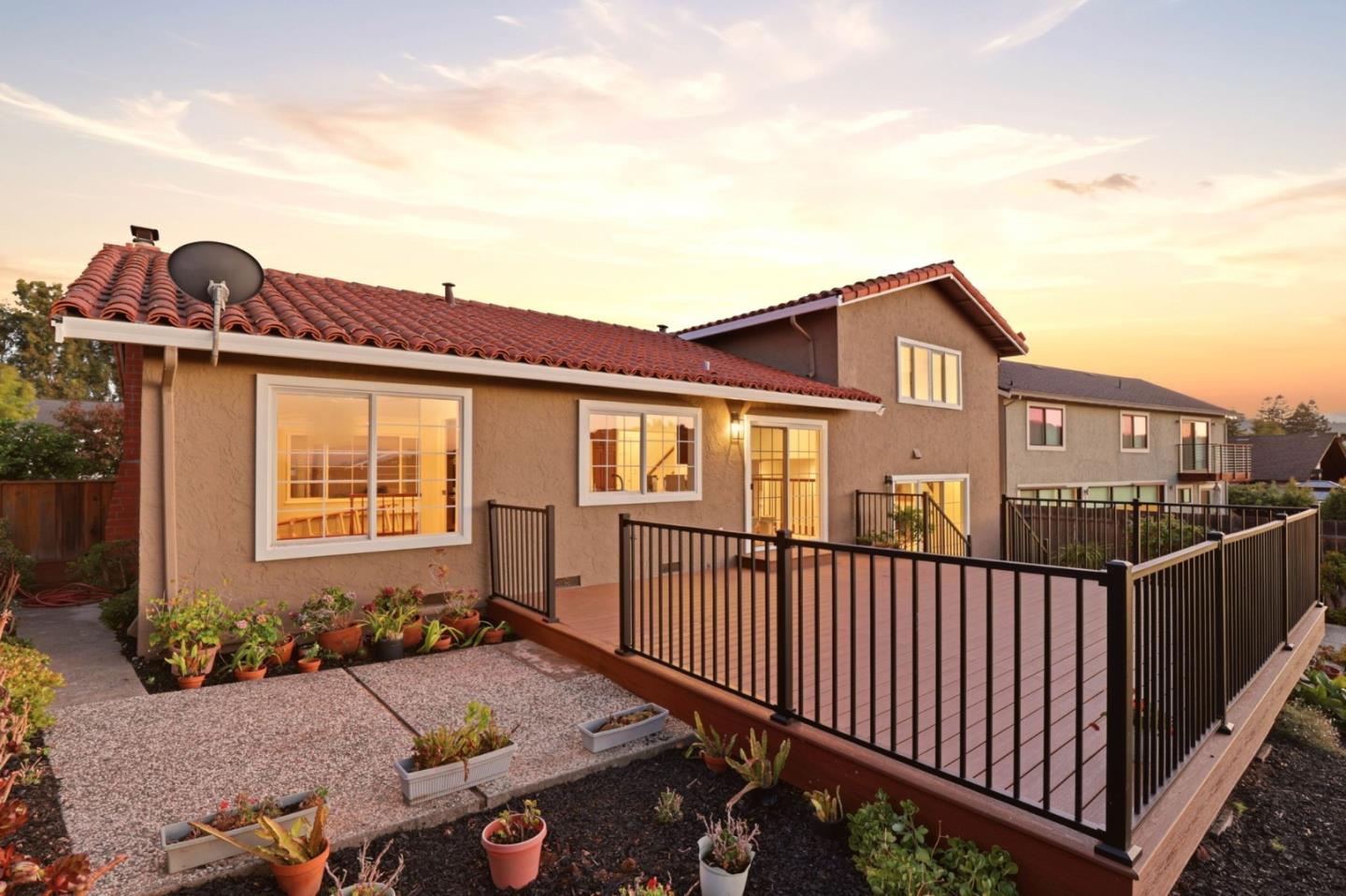 3138 La Mesa DR