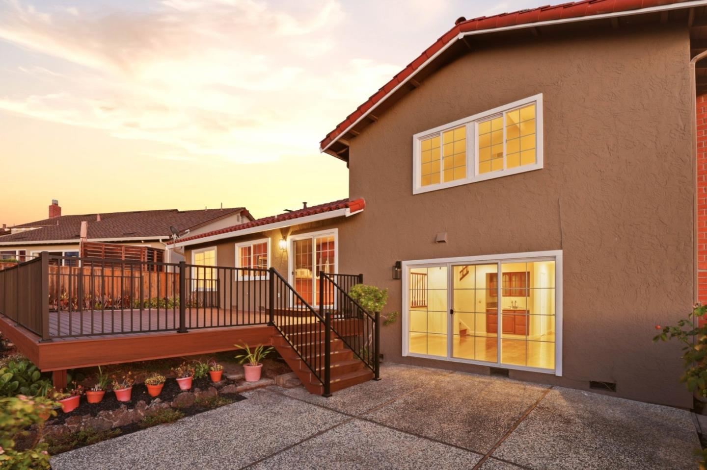 3138 La Mesa DR