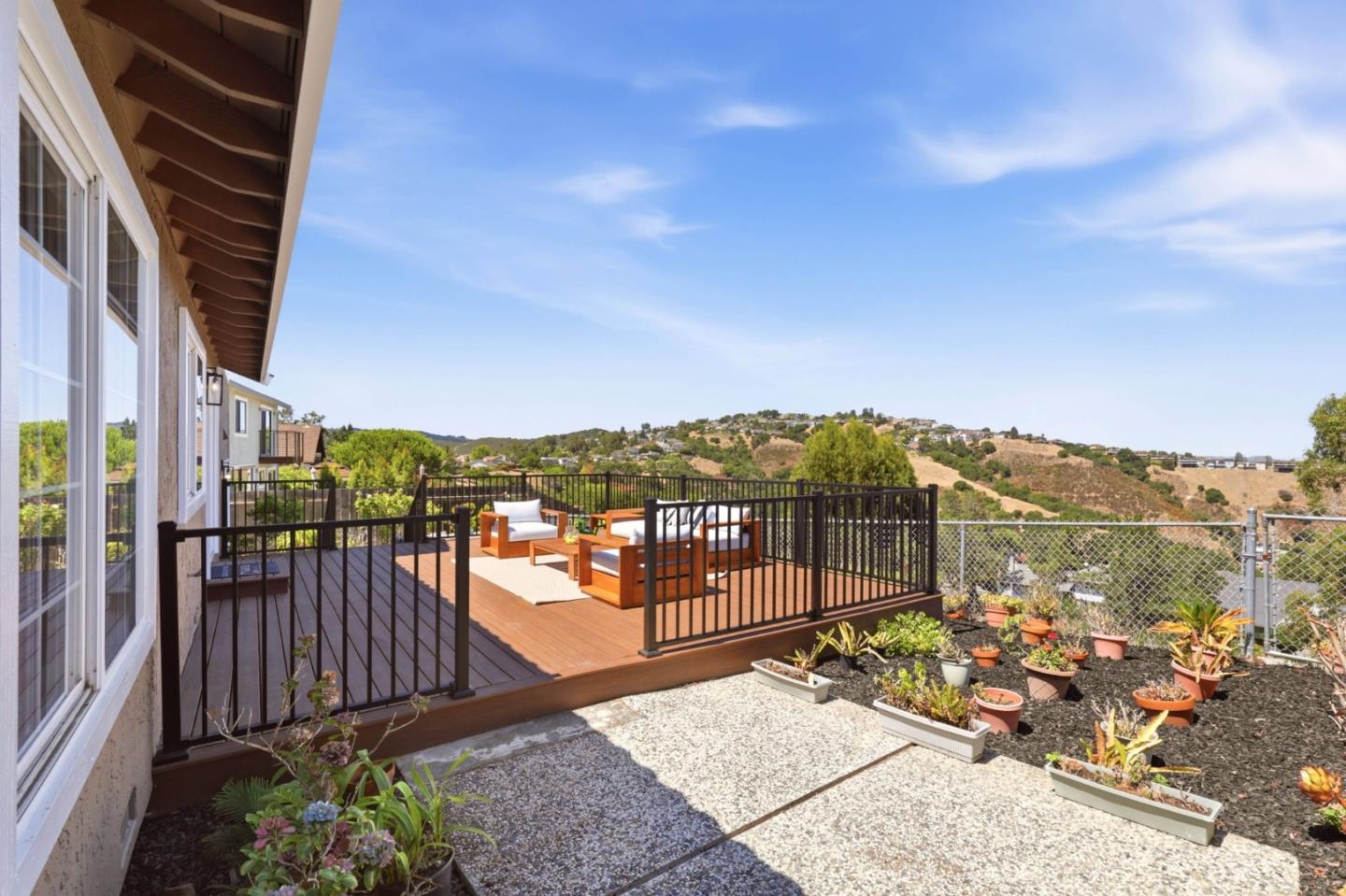 3138 La Mesa DR
