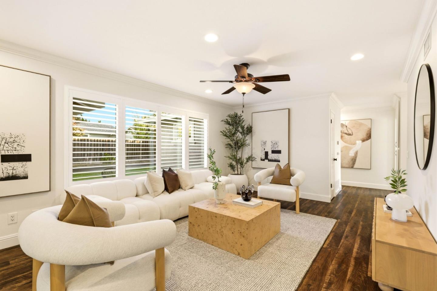 739 Del Mar AVE