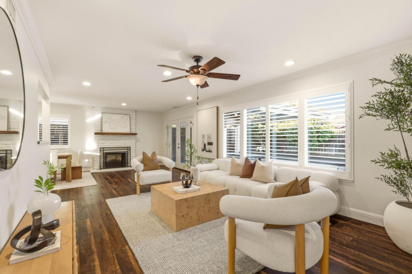 739 Del Mar AVE