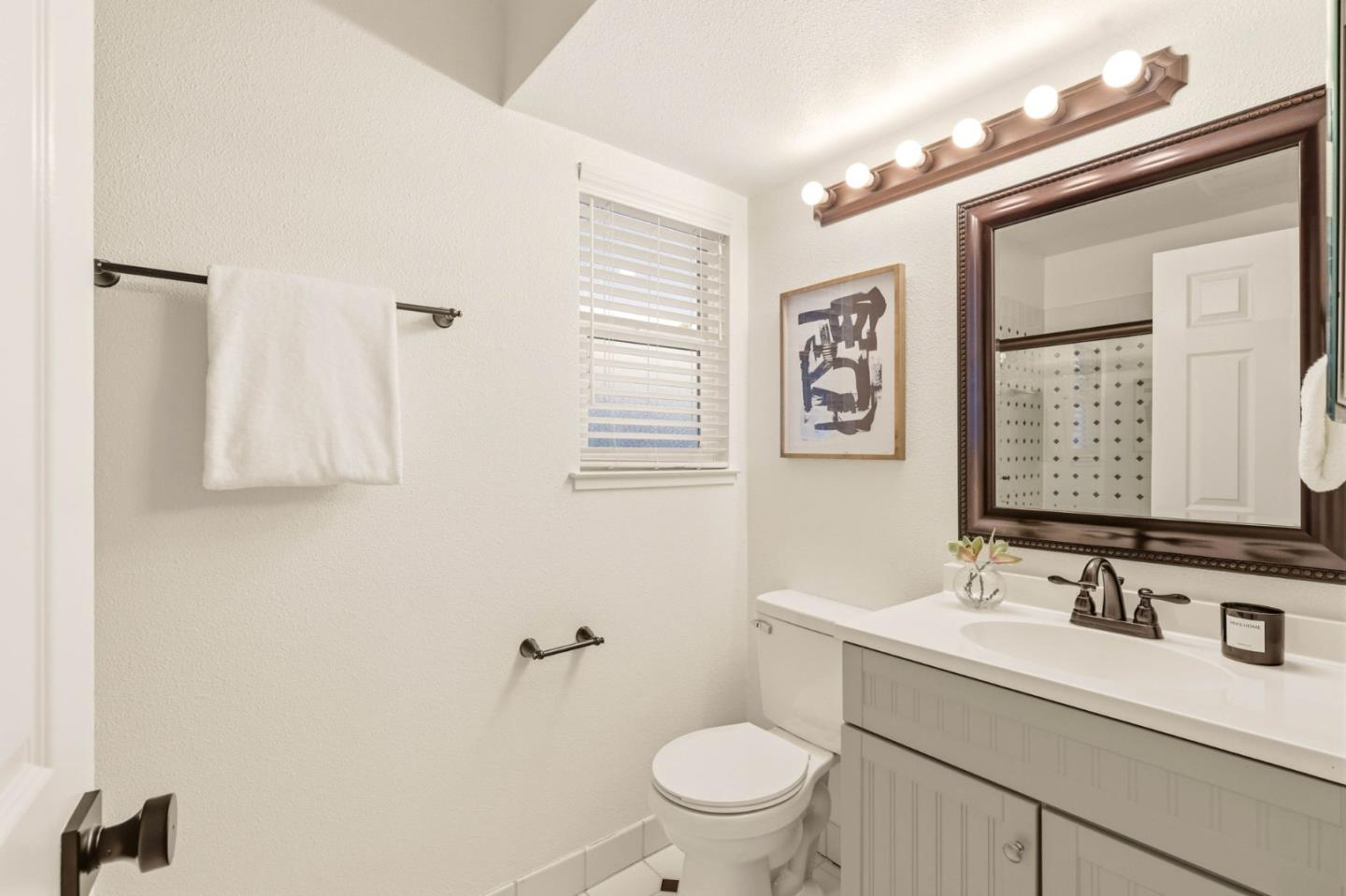 739 Del Mar AVE