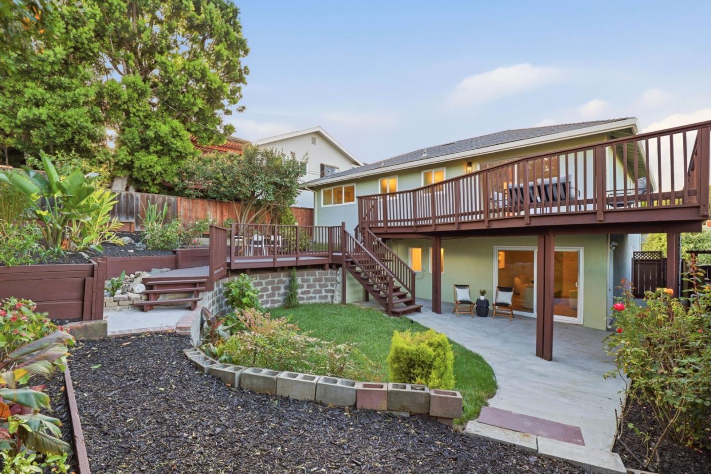 1931 Glen AVE