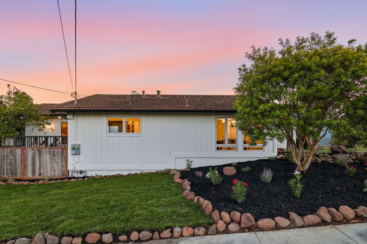 3291 Melendy DR