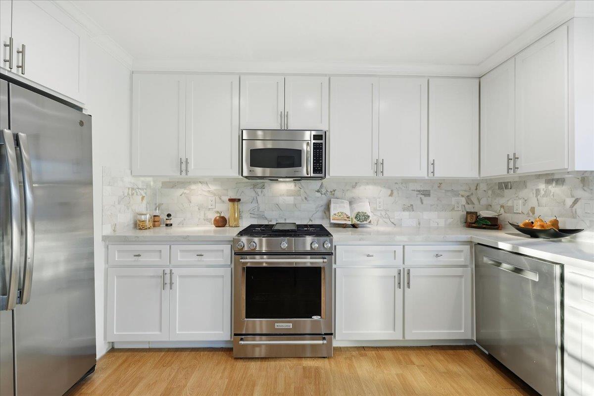 633 Tanager RD