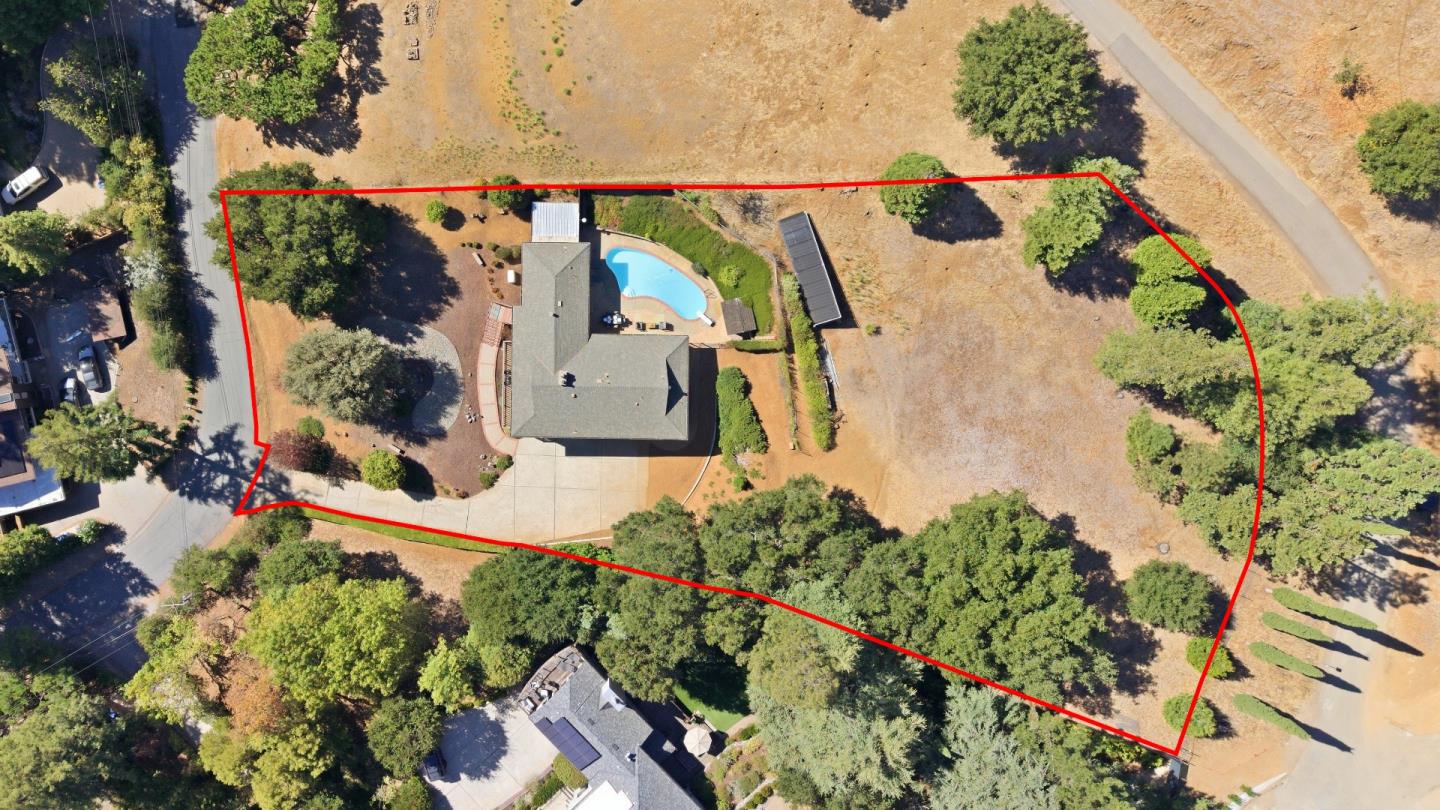 775 W California WAY