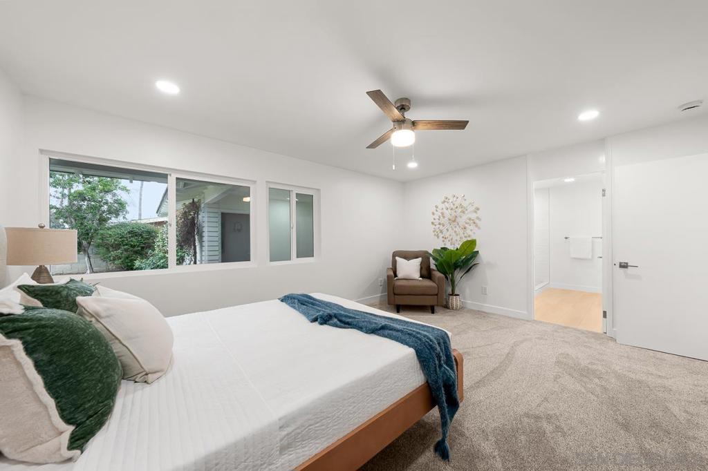 5435 Del Cerro Blvd