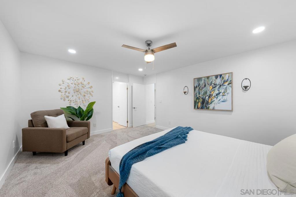 5435 Del Cerro Blvd