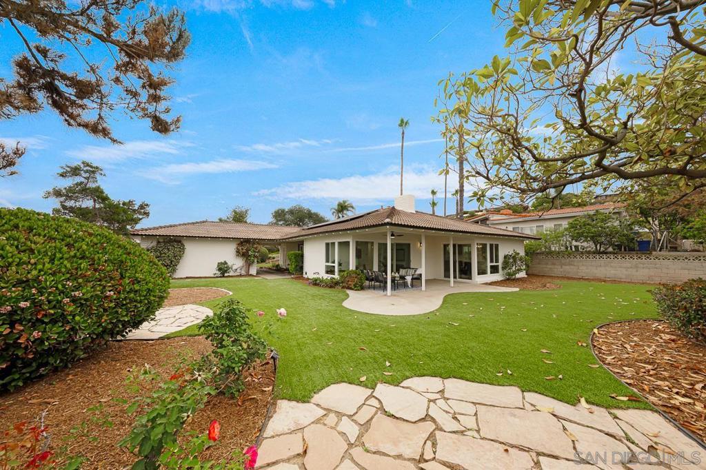 5435 Del Cerro Blvd