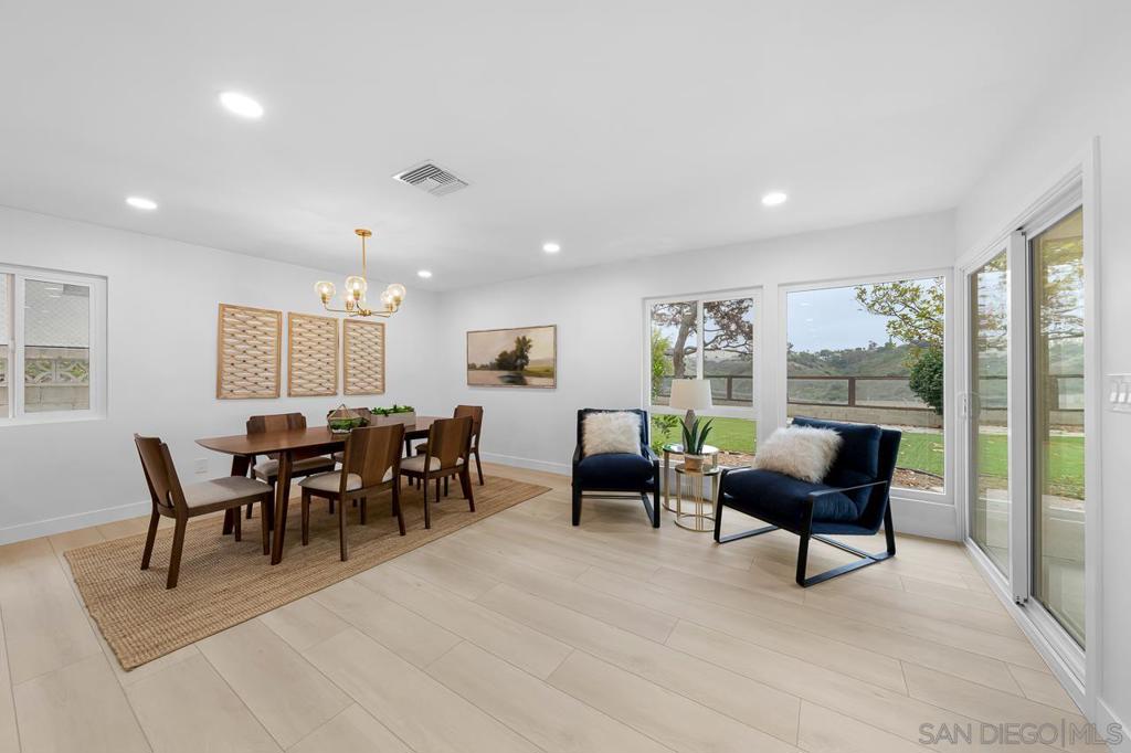 5435 Del Cerro Blvd