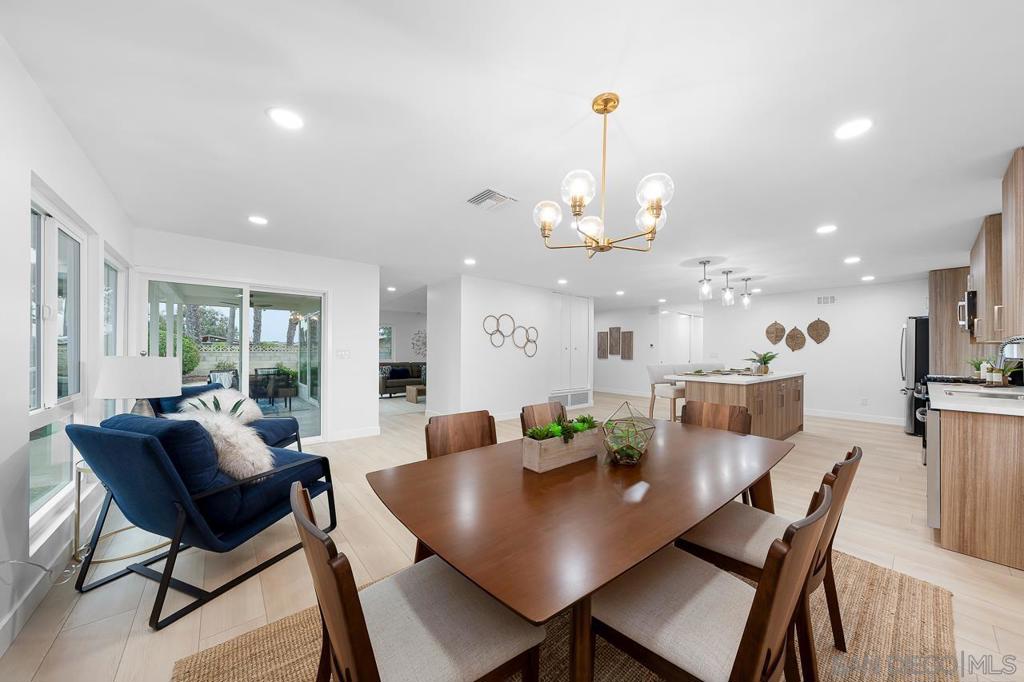 5435 Del Cerro Blvd