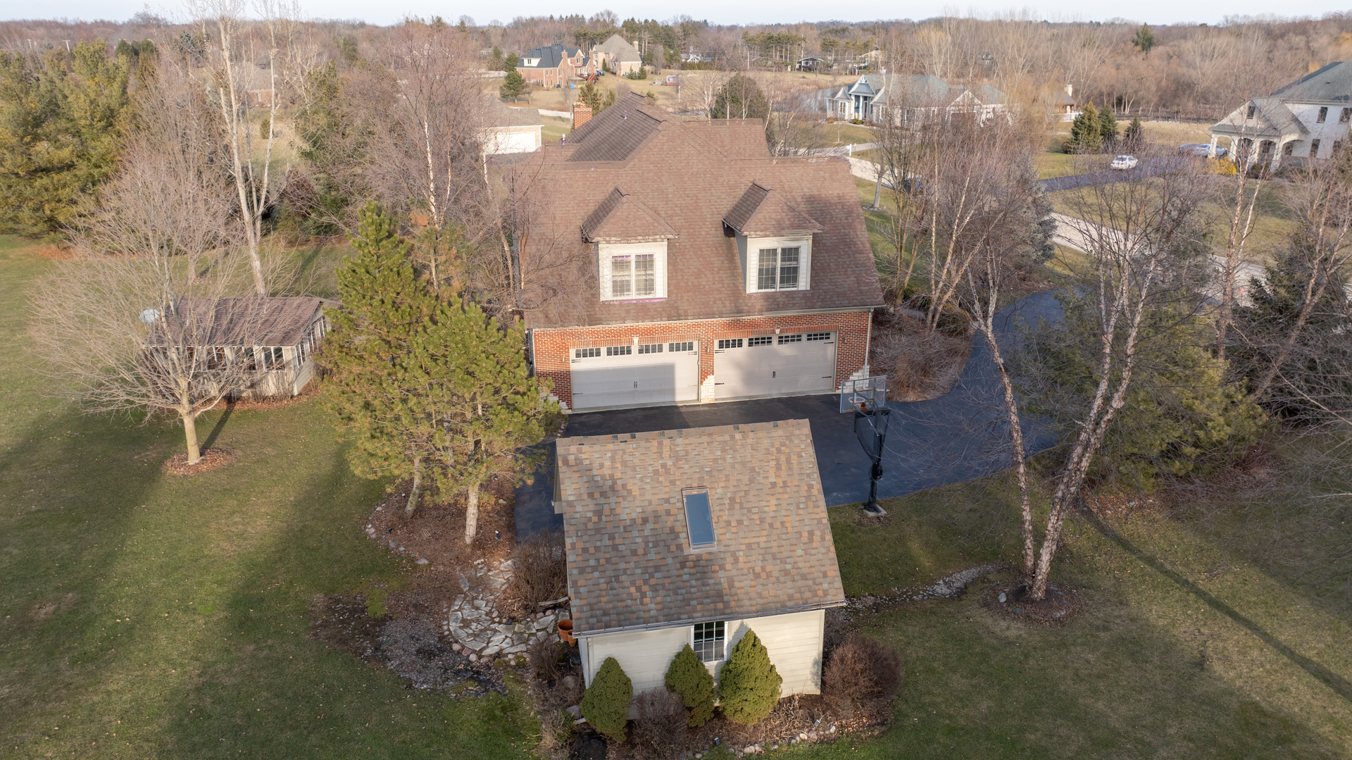 6N820 Gilmore Drive