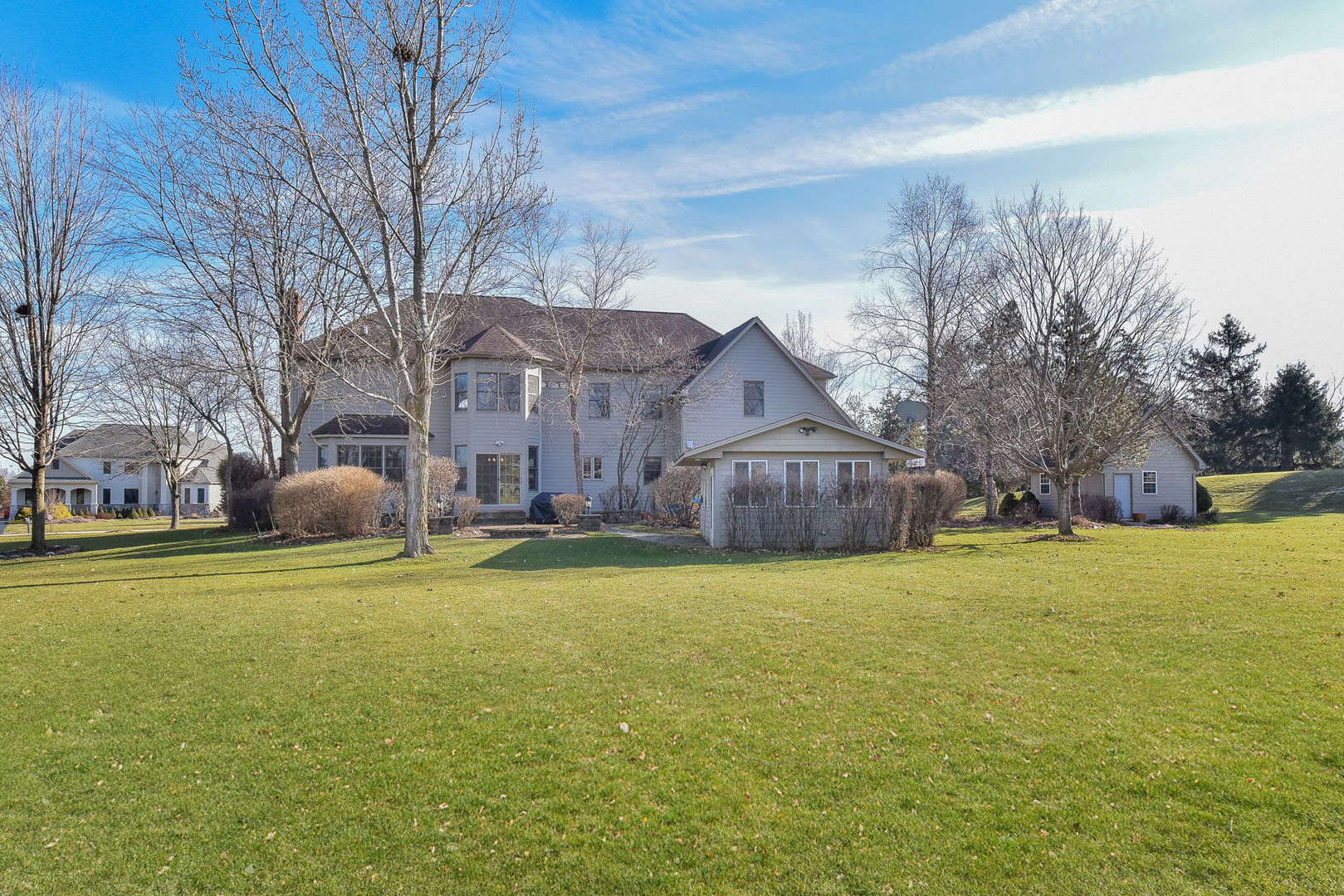 6N820 Gilmore Drive