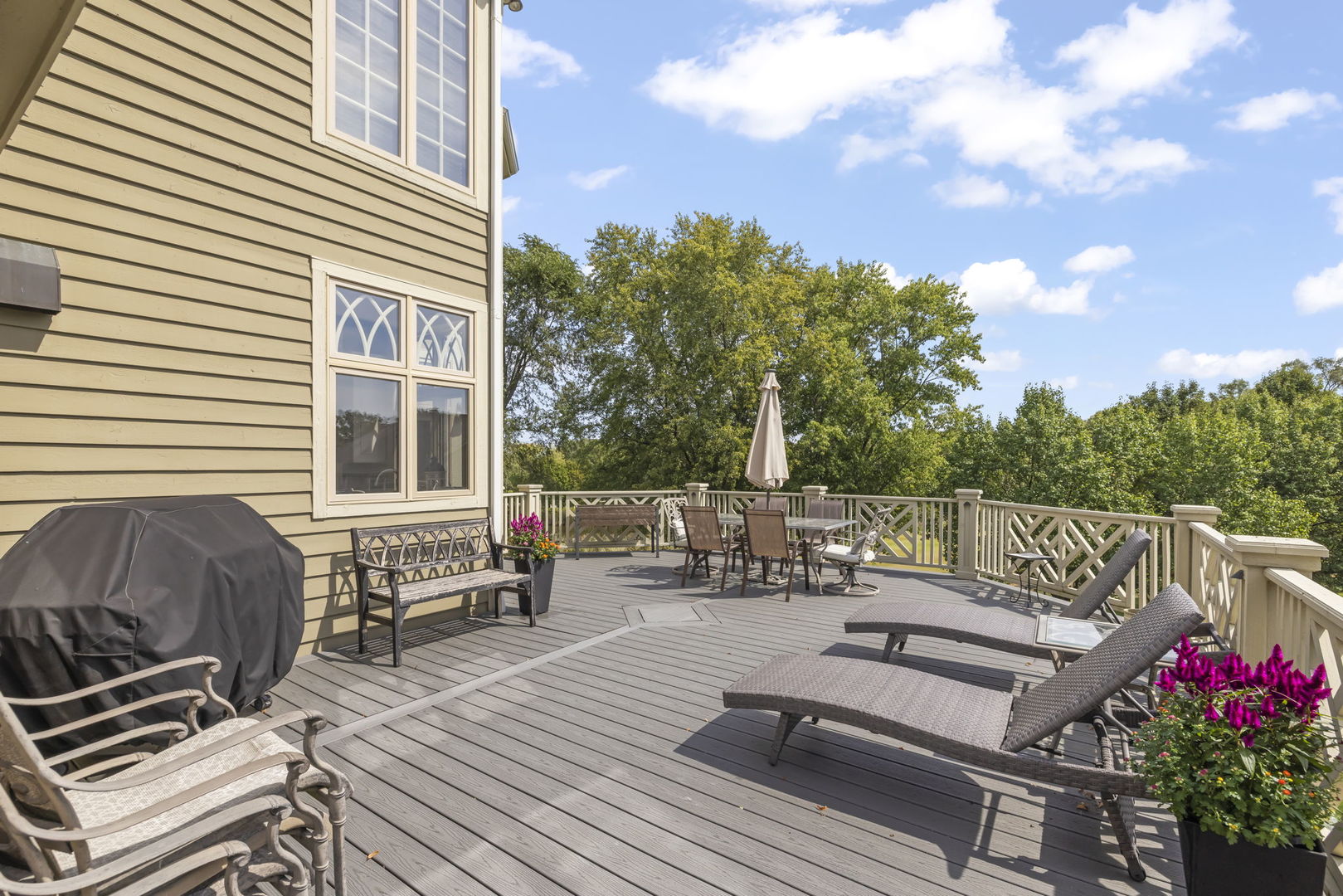 39W114 Fryendall Court