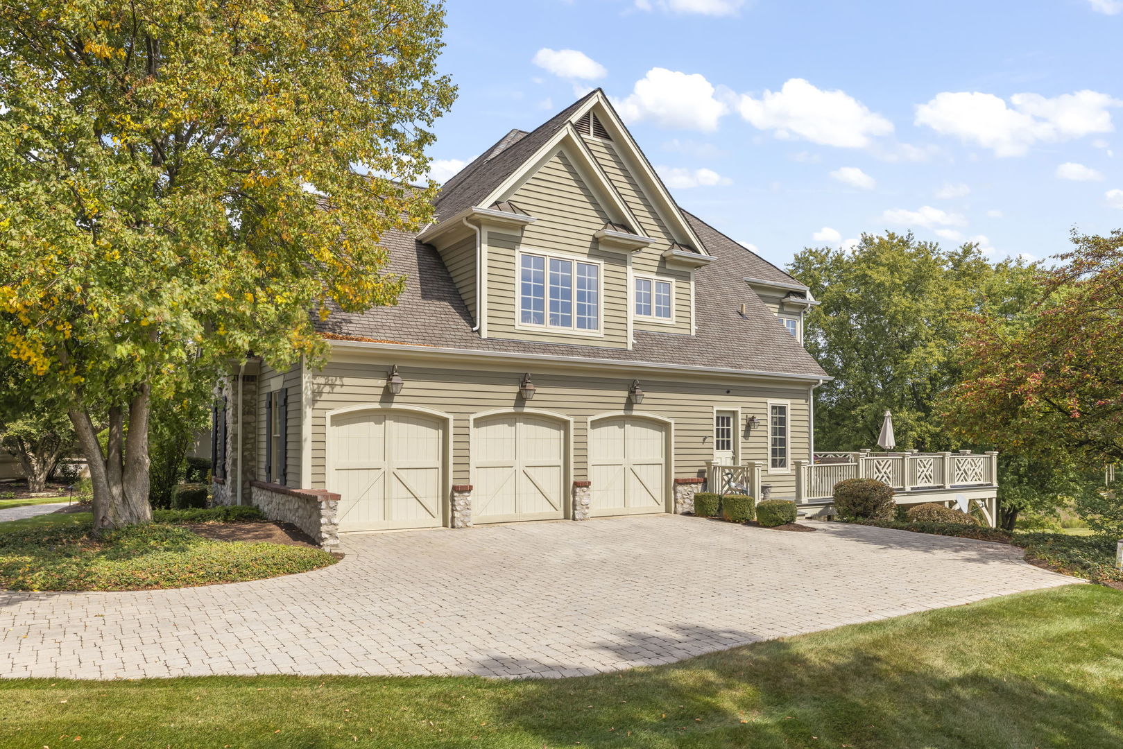 39W114 Fryendall Court