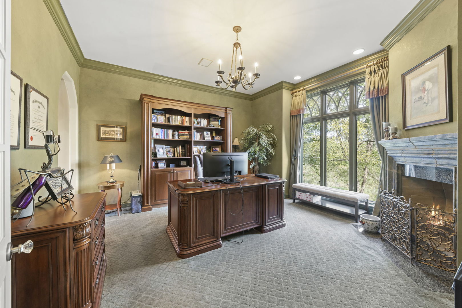 39W114 Fryendall Court