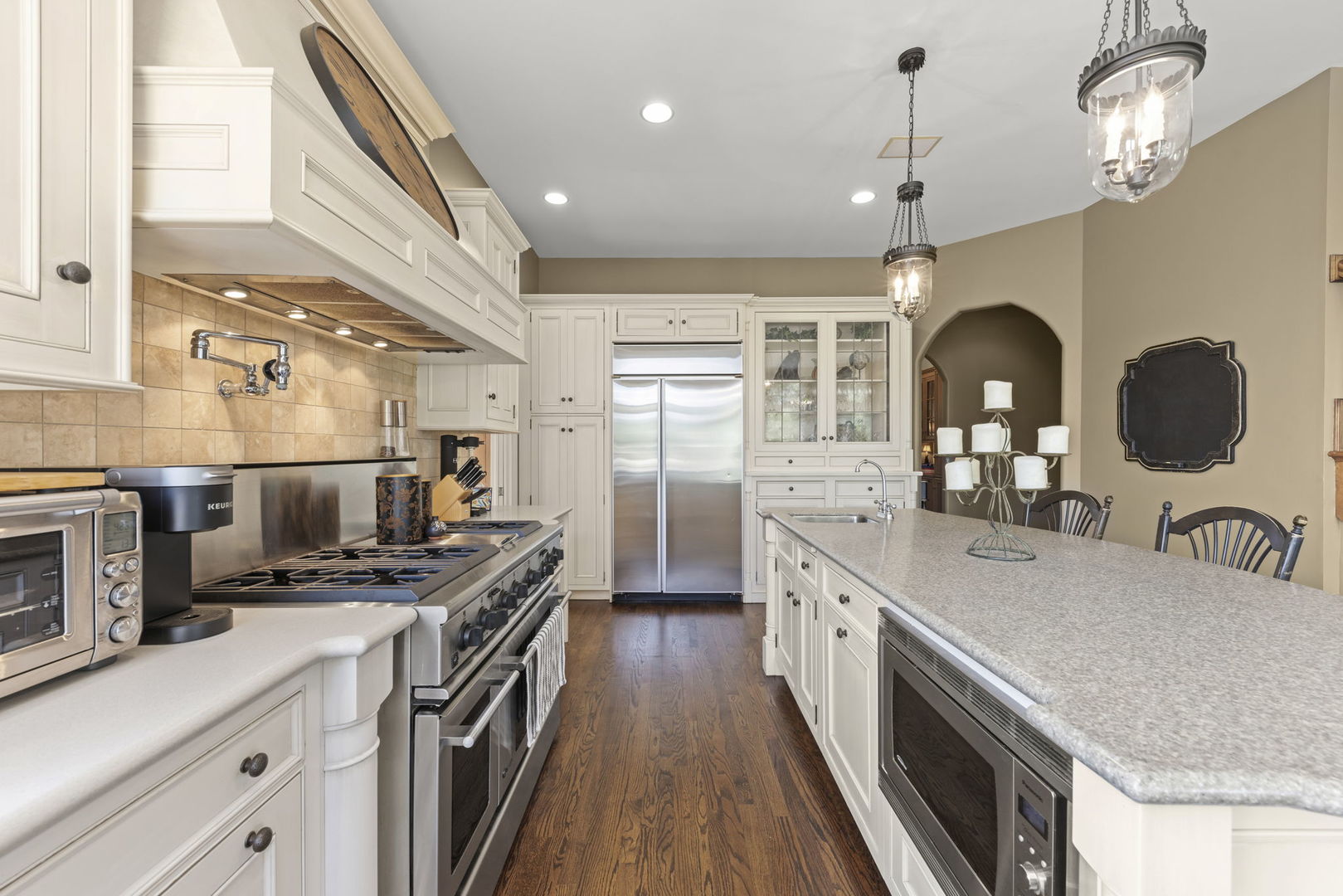 39W114 Fryendall Court