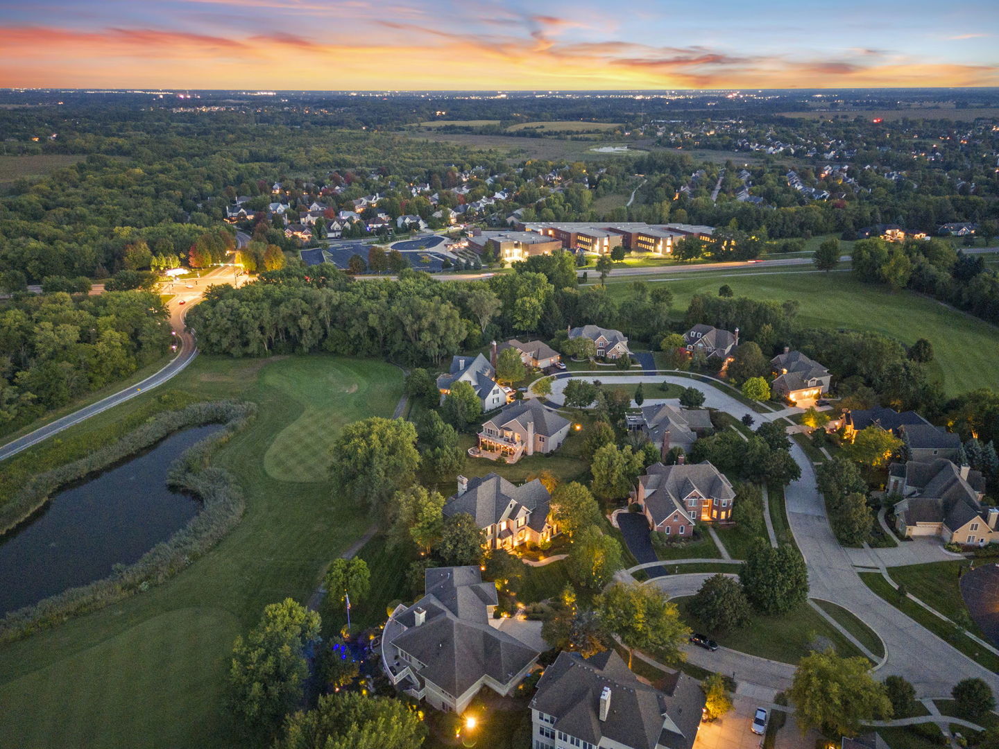 39W114 Fryendall Court