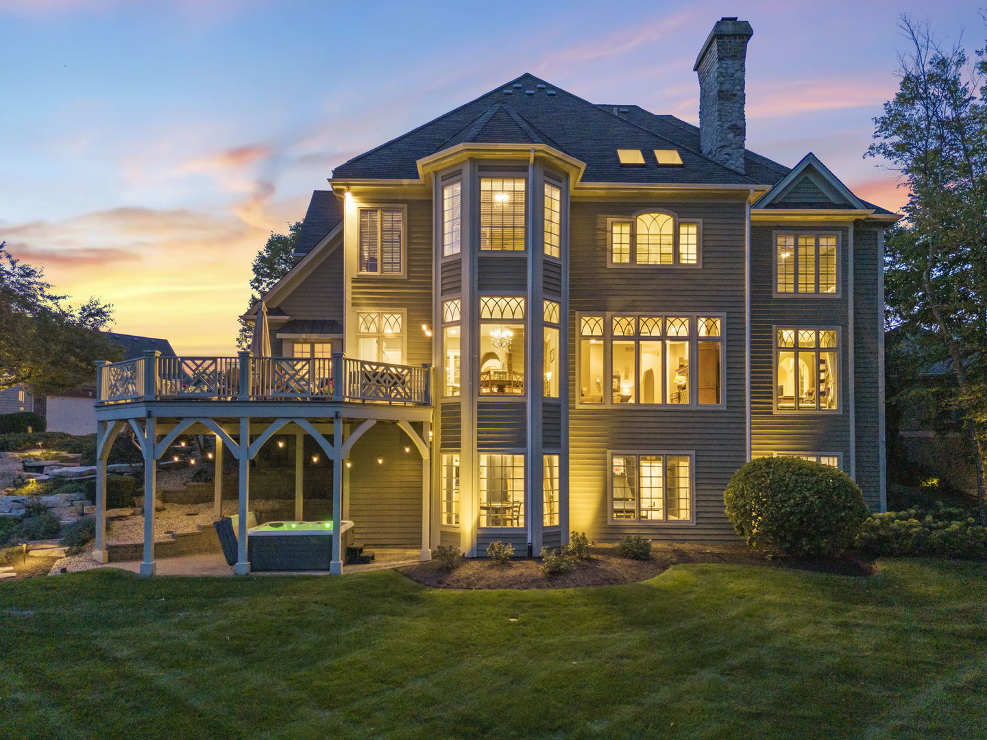 39W114 Fryendall Court