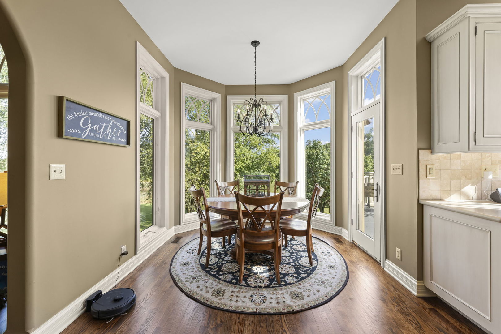 39W114 Fryendall Court