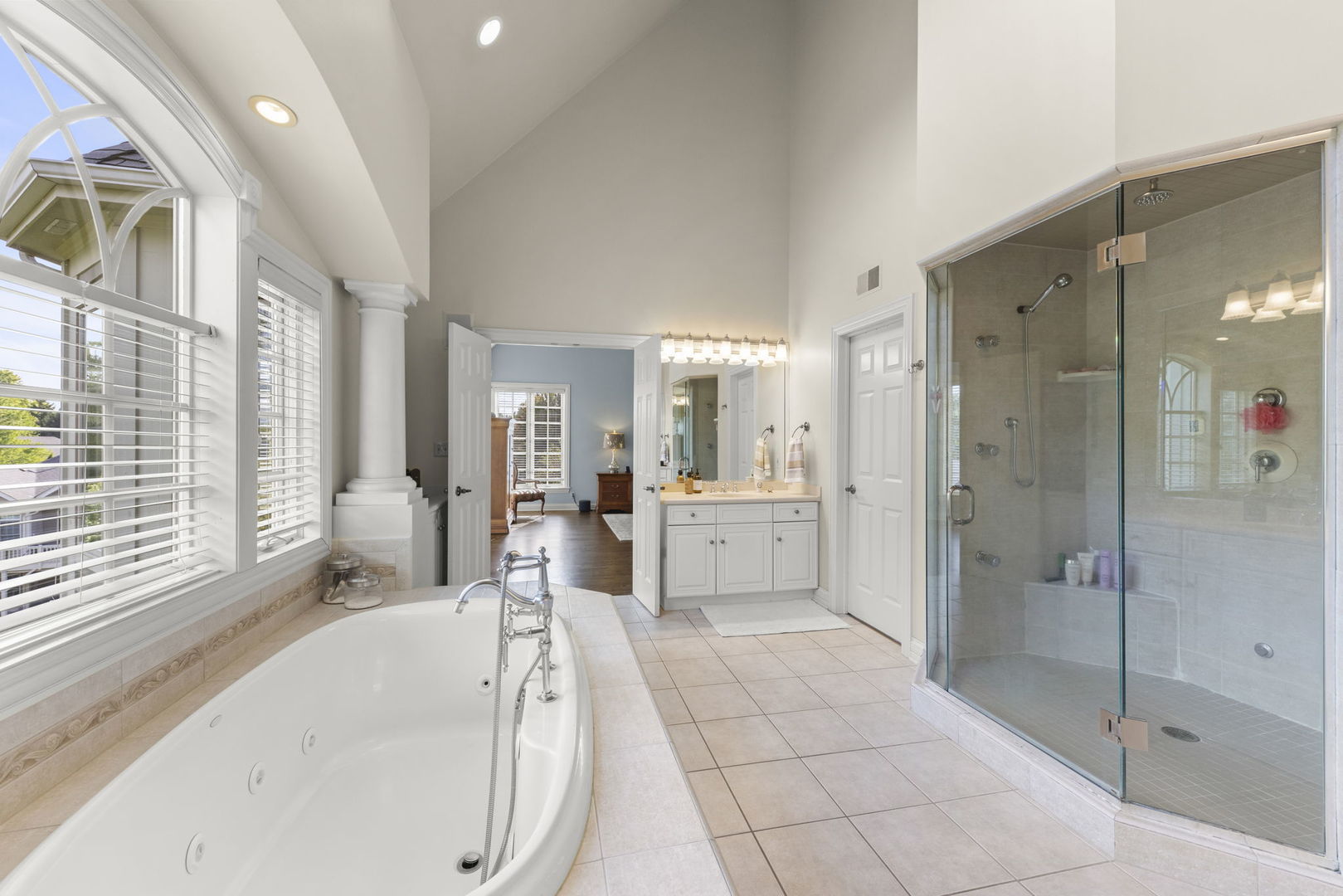 39W114 Fryendall Court