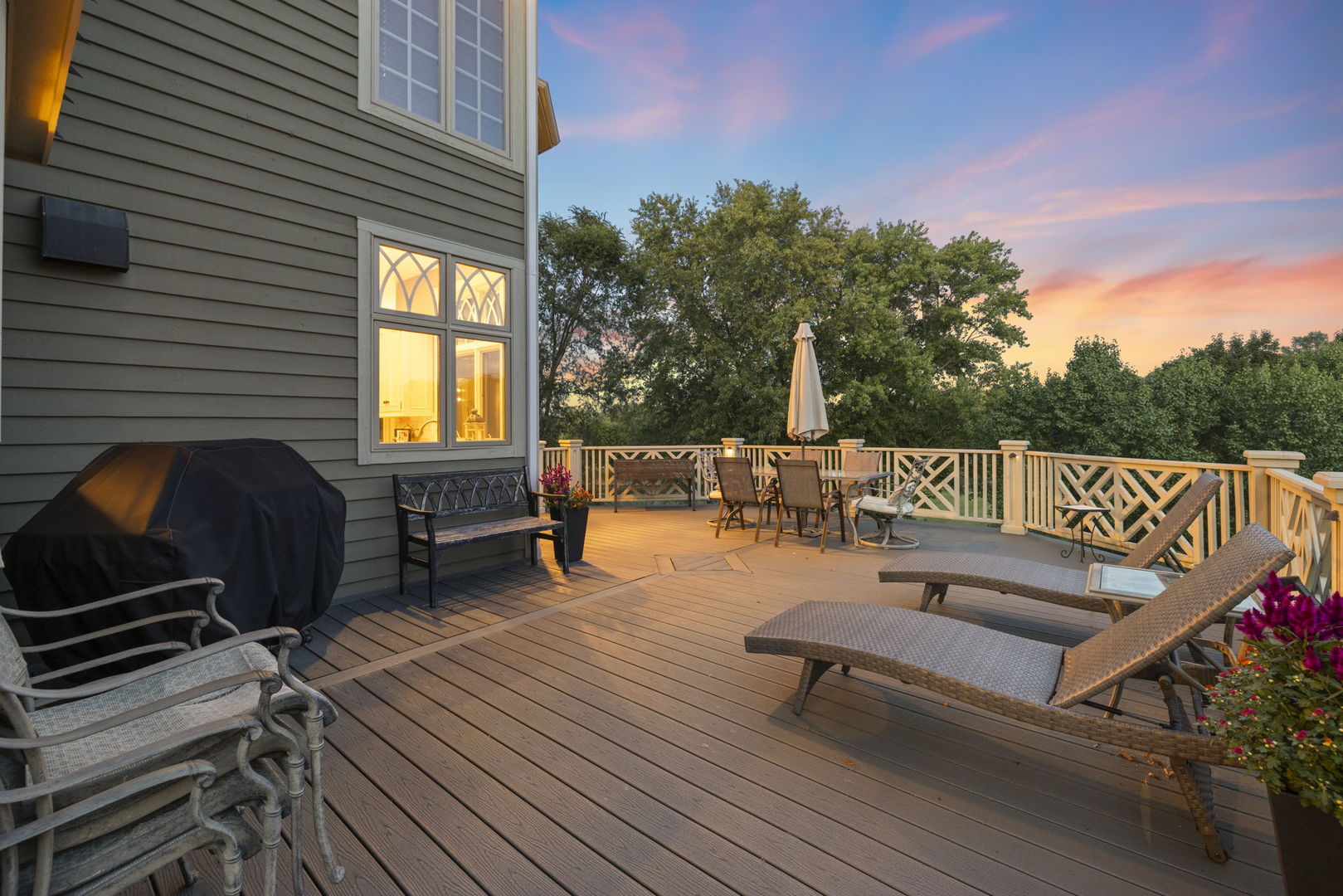 39W114 Fryendall Court