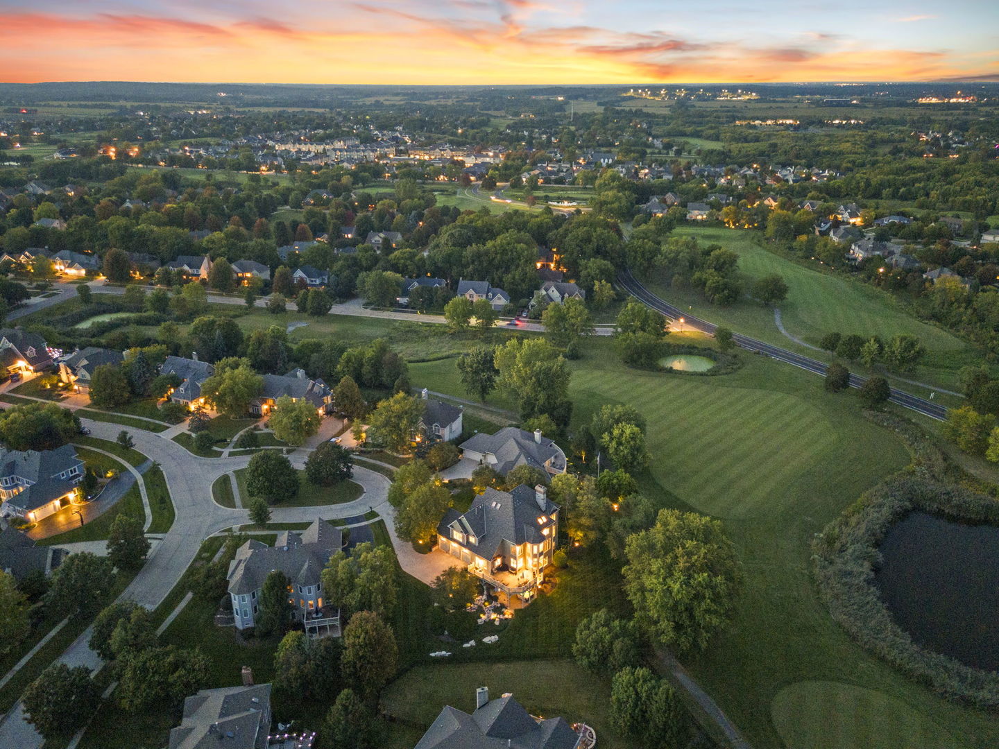 39W114 Fryendall Court