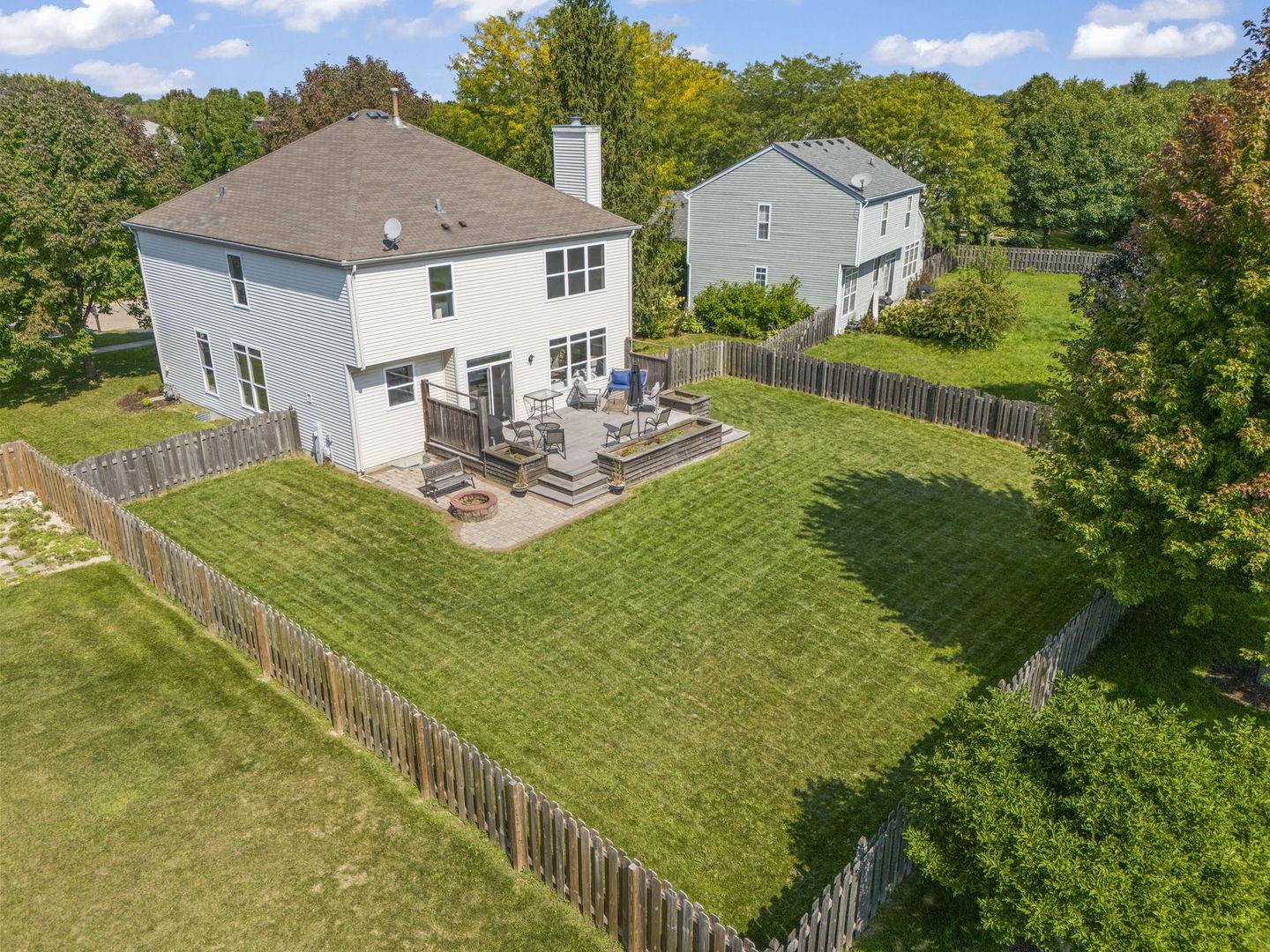 888 Summerhill Drive