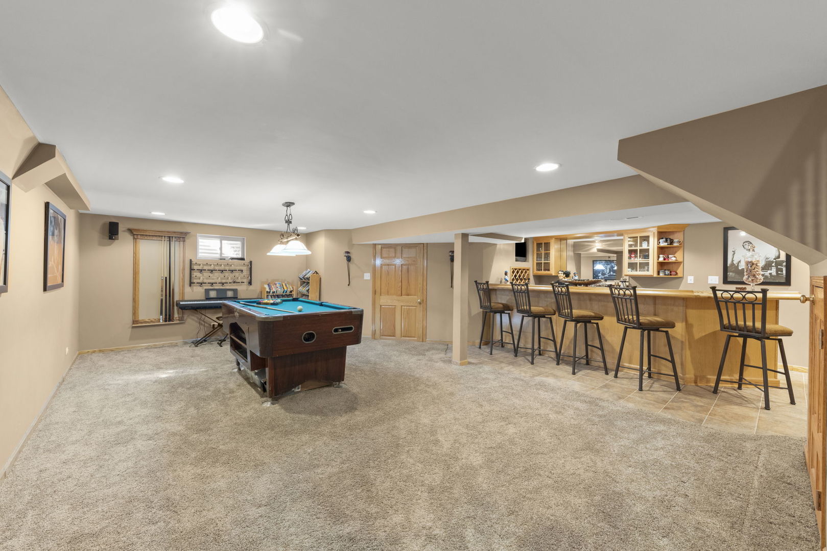 555 Waterford Drive