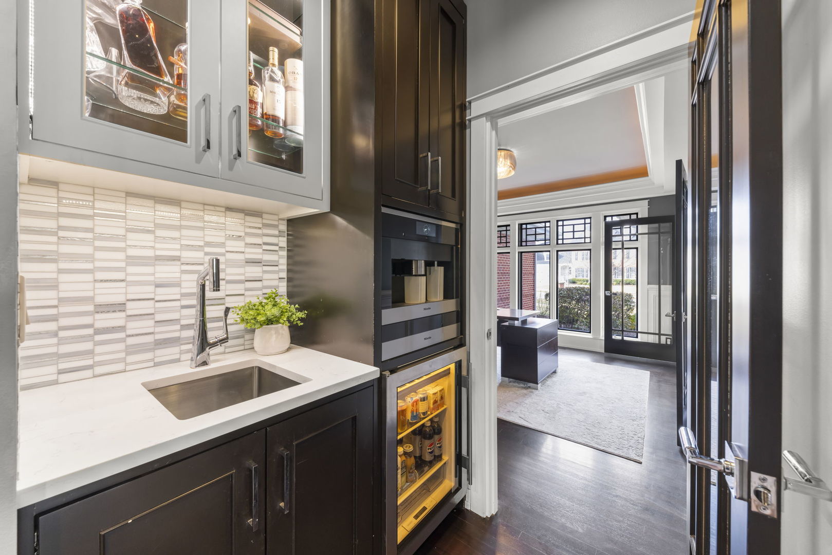 0N123 Alexander Drive