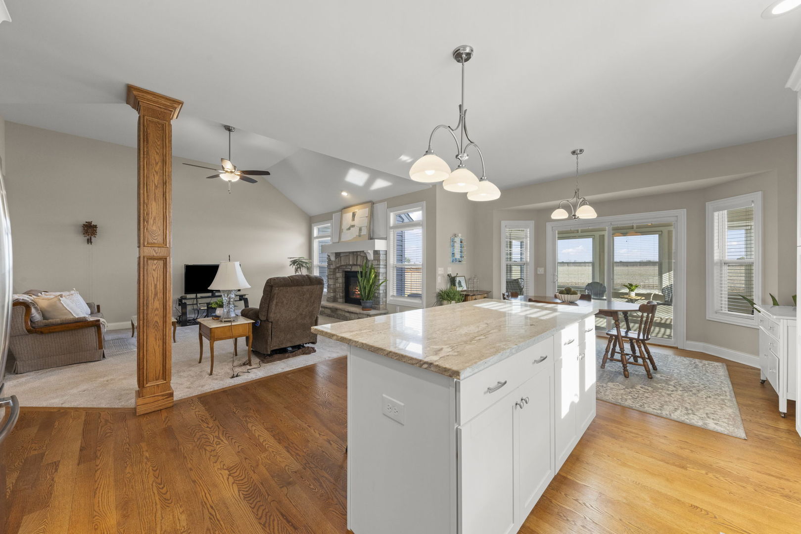 1121 Blackberry Shore Lane