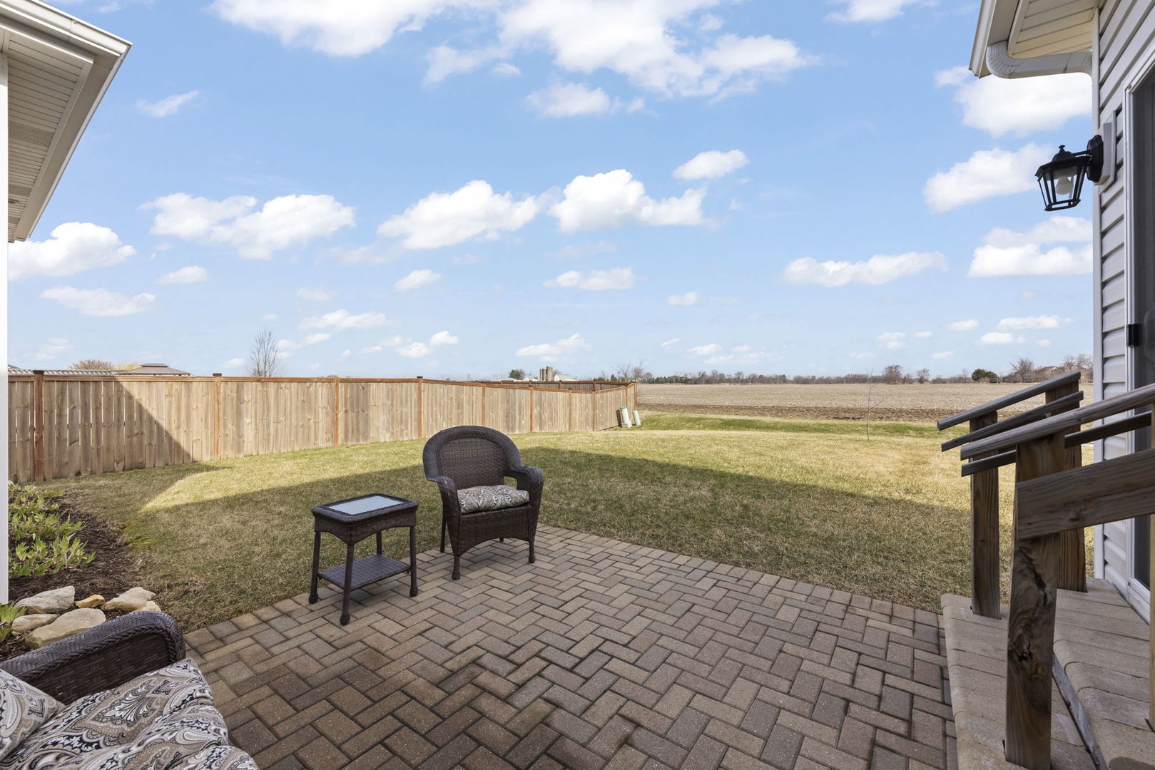 1121 Blackberry Shore Lane