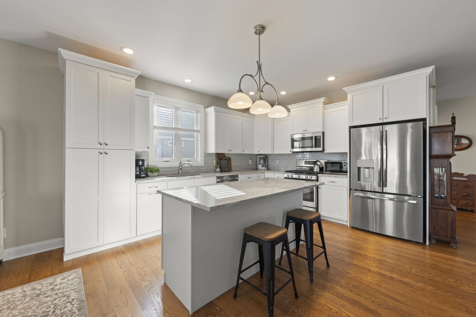 1121 Blackberry Shore Lane