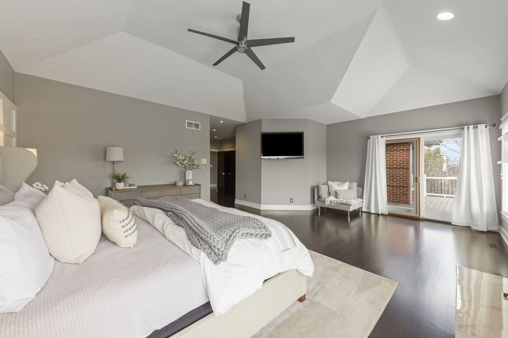 0N123 Alexander Drive