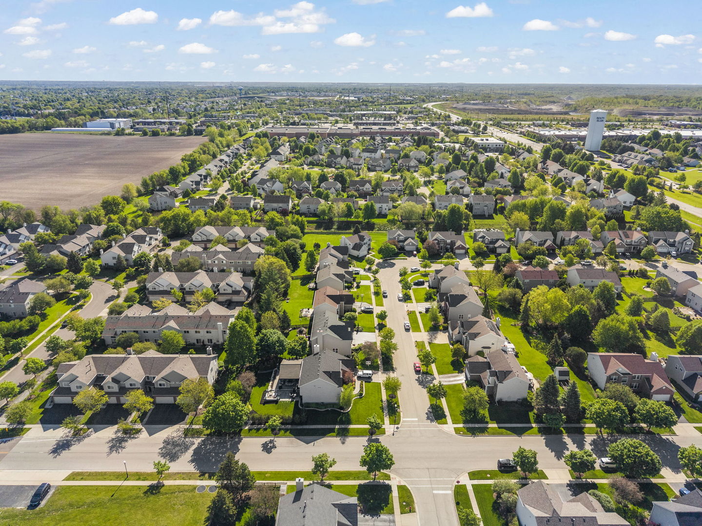 3 E Ellington Court