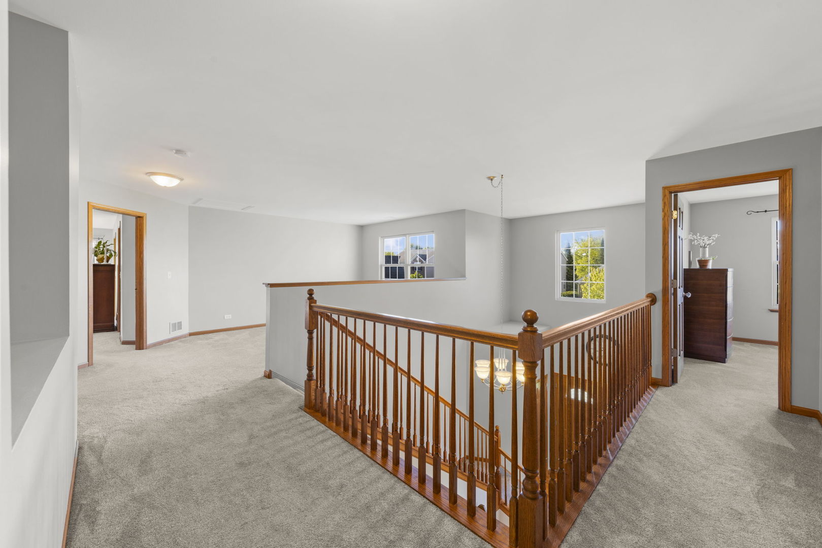 3 E Ellington Court