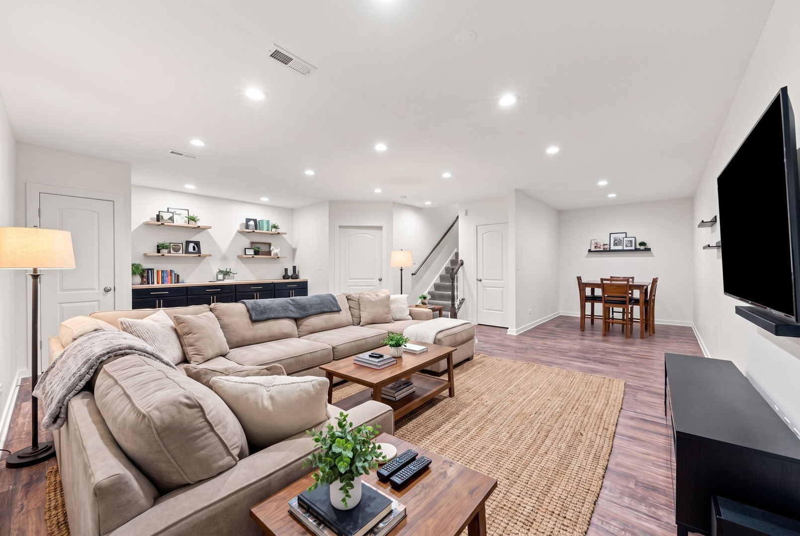 617 Riverbank Court