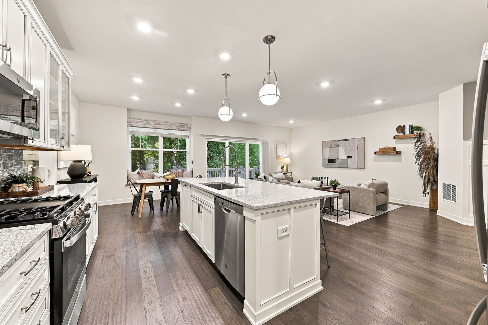 617 Riverbank Court